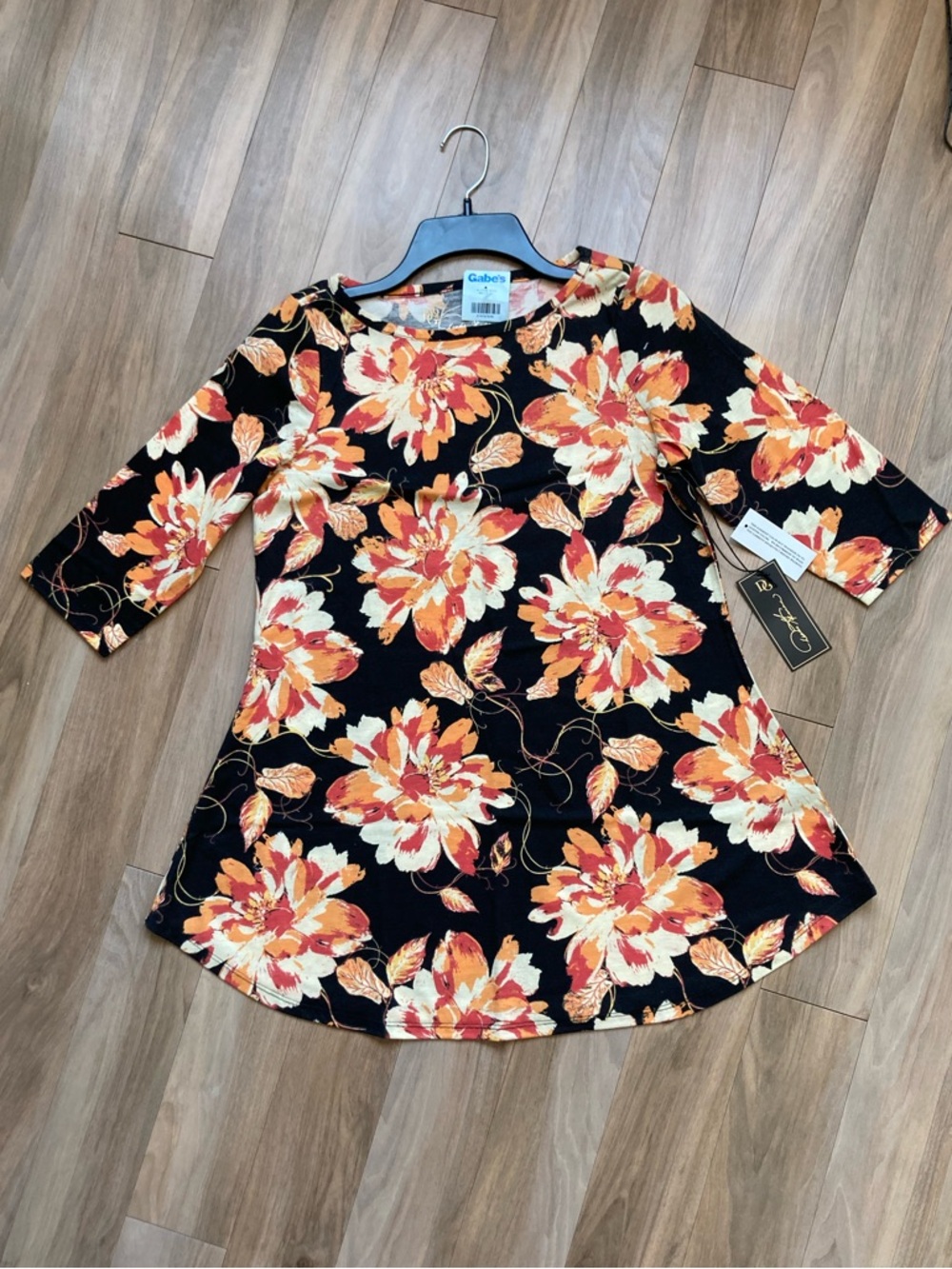 DG2 by Diane Gilman top floral print pattern tunic top boho casual size S